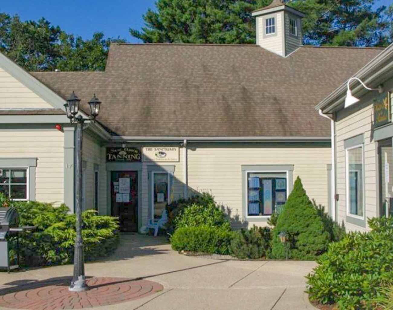 17 Trinity Pl, Mashpee, MA for sale Building Photo- Image 1 of 1