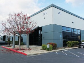 203 Lawrence Dr, Livermore, CA for lease Building Photo- Image 1 of 4