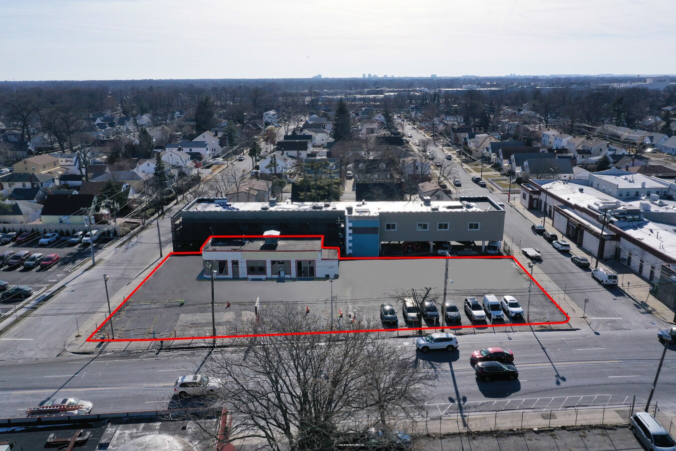 400 W Merrick Rd, Valley Stream, NY 11580