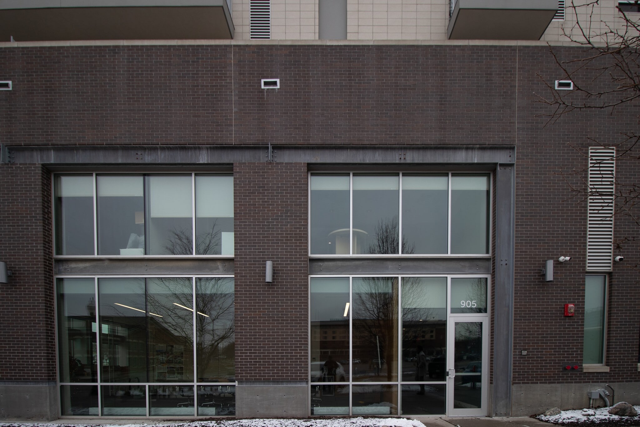 905 Jones St, Omaha, NE for lease Interior Photo- Image 1 of 12