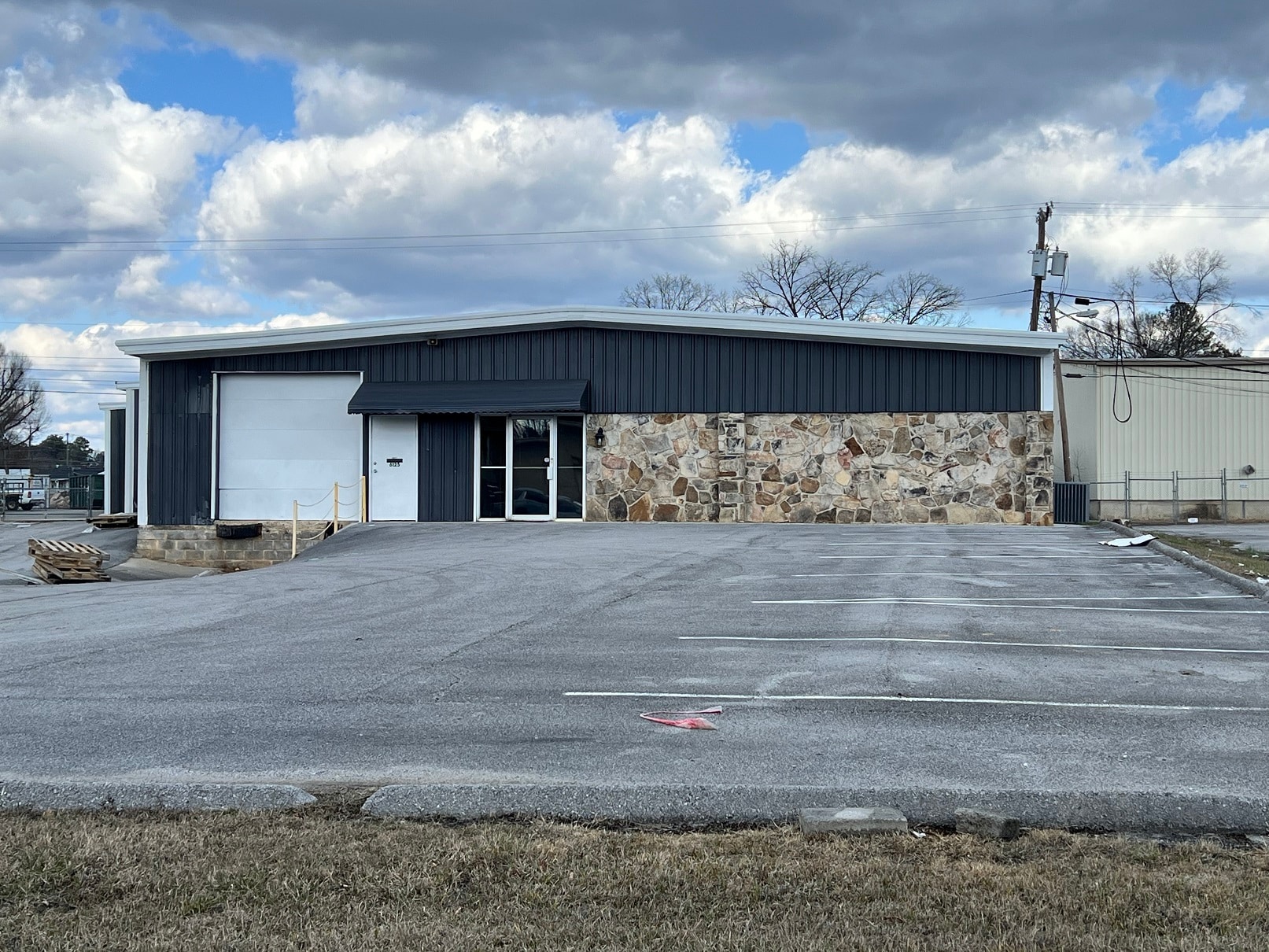 6125 Airways Blvd, Chattanooga, TN for lease Building Photo- Image 1 of 12