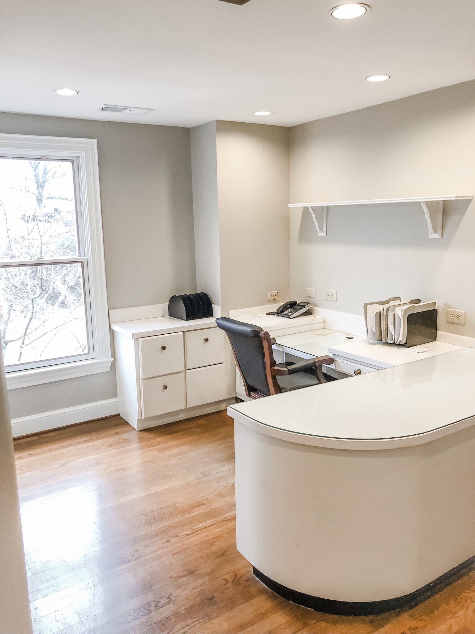 3184 Cahaba Heights Rd, Vestavia, AL 35243