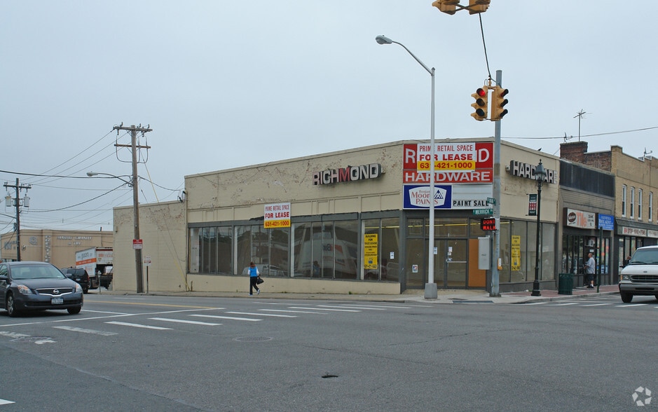 2 E Merrick Rd, Freeport, NY for sale - Building Photo - Image 1 of 1