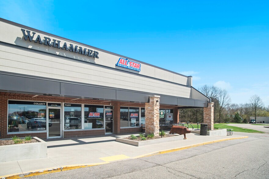 6425-6479 28th St SE, Grand Rapids, MI for sale - Building Photo - Image 3 of 16