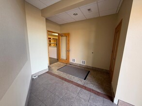 1627 4th Ave W, Monroe, WI for lease Interior Photo- Image 1 of 11