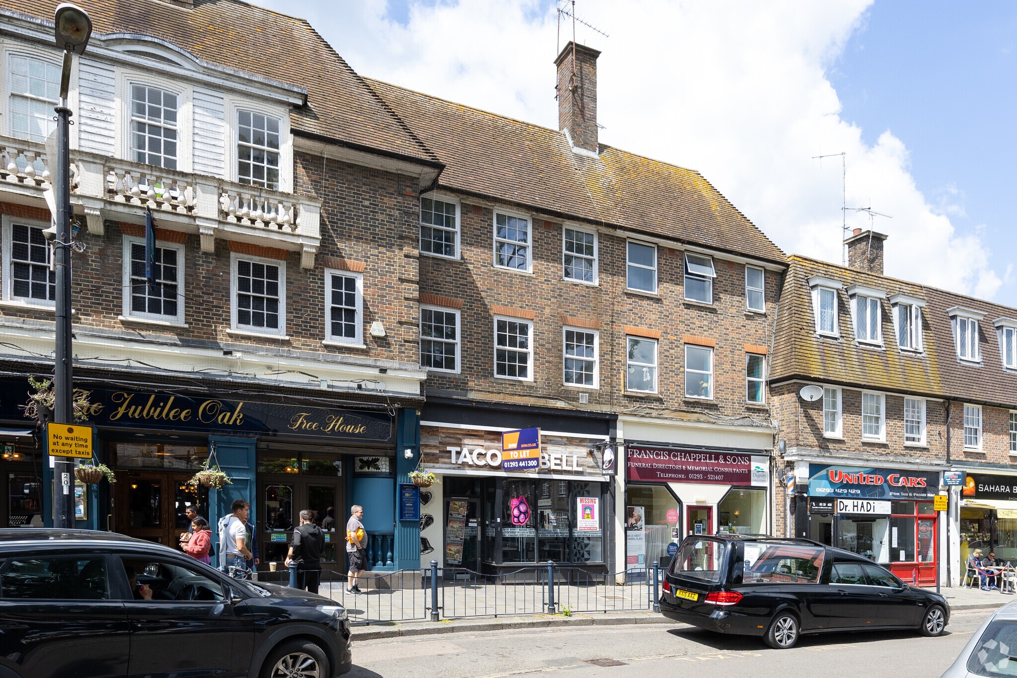 7 High St, Crawley for lease Building Photo- Image 1 of 3