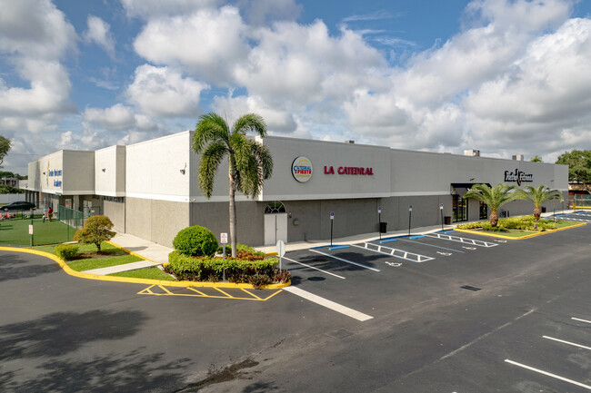 More details for 5880 W Oakland Park Blvd, Lauderhill, FL - Retail for Lease