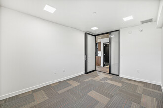 4376 Forestdale Dr, Park City, UT for lease Interior Photo- Image 1 of 4