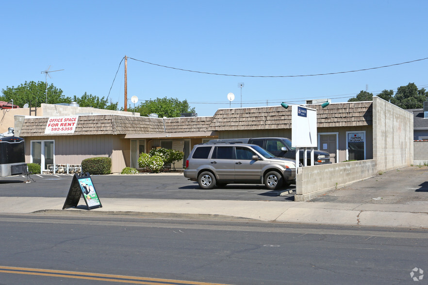 411 E Pine St, Exeter, CA for sale - Primary Photo - Image 1 of 1