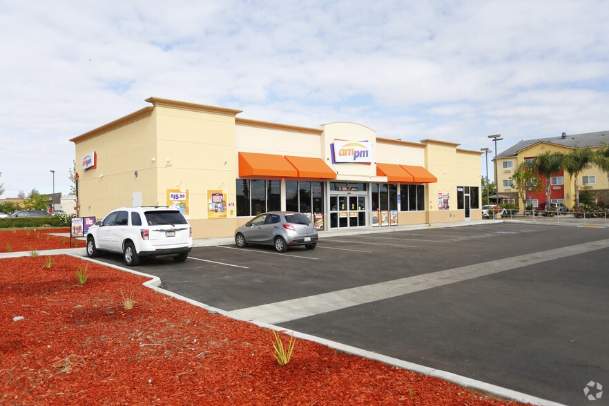 1702 Highway 46, Wasco, CA for lease - Building Photo - Image 2 of 4