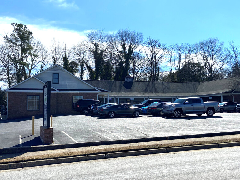 1622 E North St, Greenville, SC for lease - Building Photo - Image 3 of 3