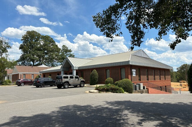 2095 Langhorne Rd, Lynchburg, VA for sale - Building Photo - Image 1 of 1