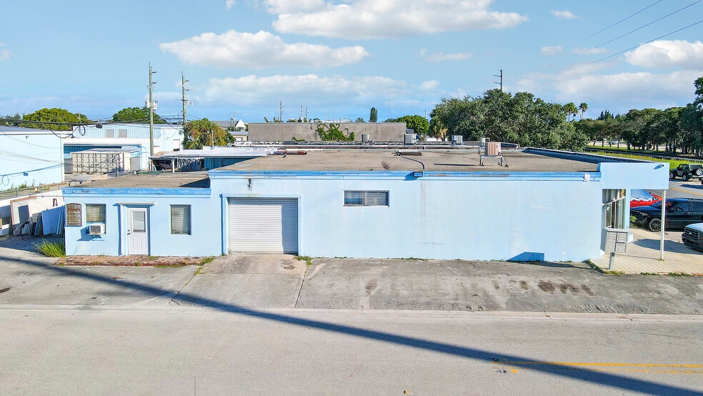 101 Fern St, Jupiter, FL for sale - Building Photo - Image 3 of 6