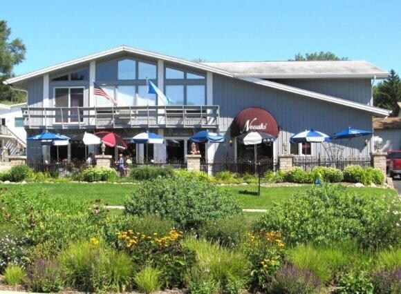 158 Fontana Blvd, Fontana-on-Geneva Lake, WI for sale Primary Photo- Image 1 of 1