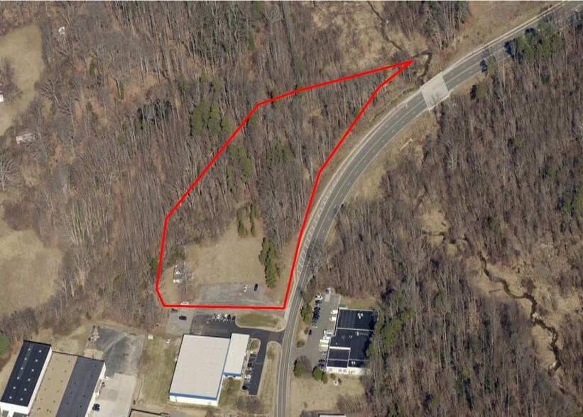 11057 Lakeridge Pky, Ashland, VA for sale - Primary Photo - Image 1 of 1