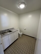 38424 10th St, Palmdale, CA for lease Interior Photo- Image 1 of 7