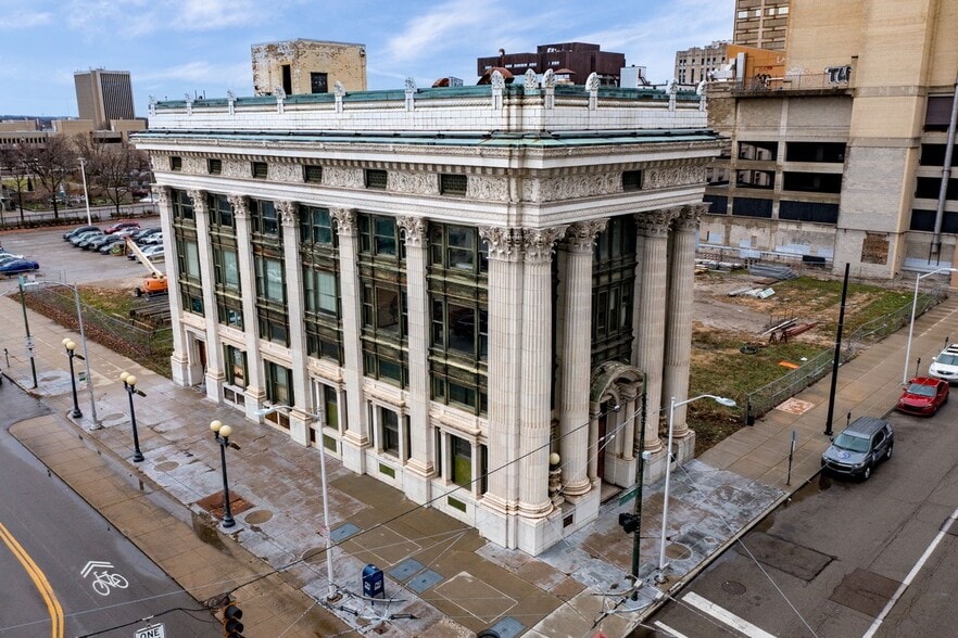 115 W 4th St, Dayton, OH for sale - Building Photo - Image 3 of 8