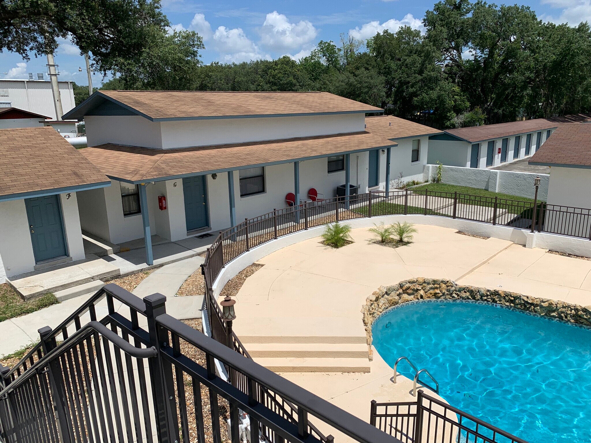 2008 Griffin Rd, Leesburg, FL 34748