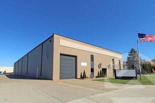 15895 Sturgeon St, Roseville MI - Warehouse