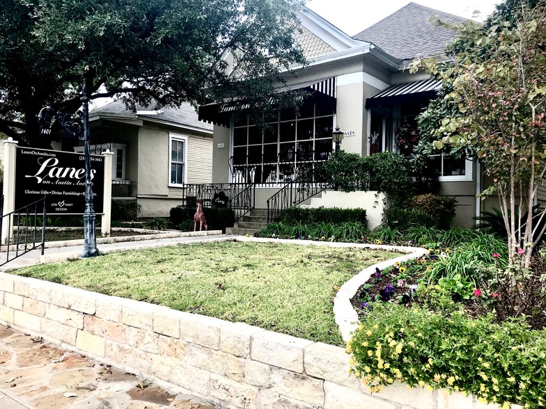 1601 Austin Ave, Waco, TX for sale - Building Photo - Image 1 of 1