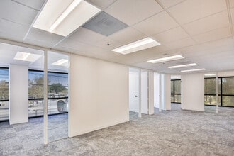 6345 Balboa Blvd, Encino, CA for lease Interior Photo- Image 2 of 15