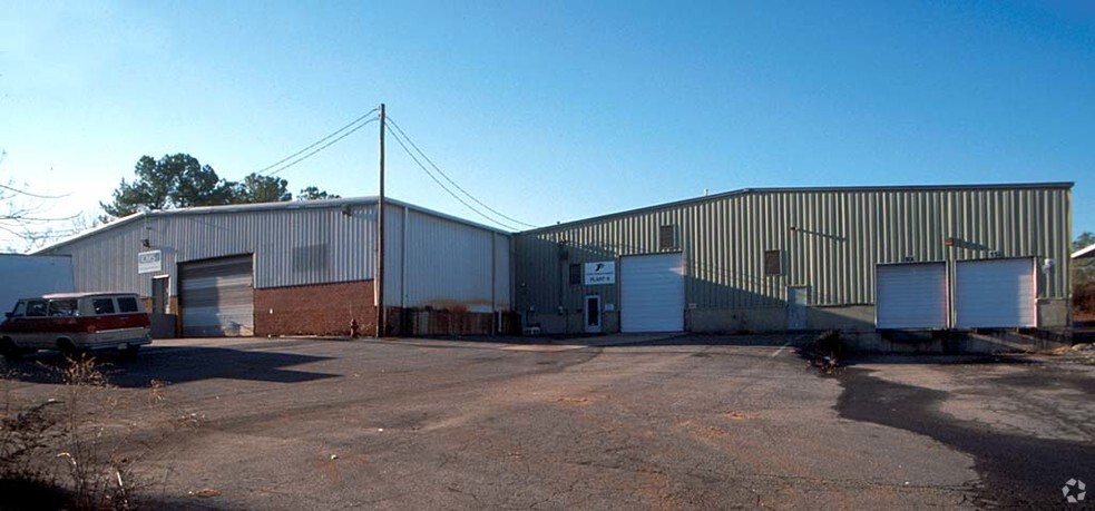 981-983 Industrial Park Dr, Marietta, GA for lease - Building Photo - Image 2 of 9