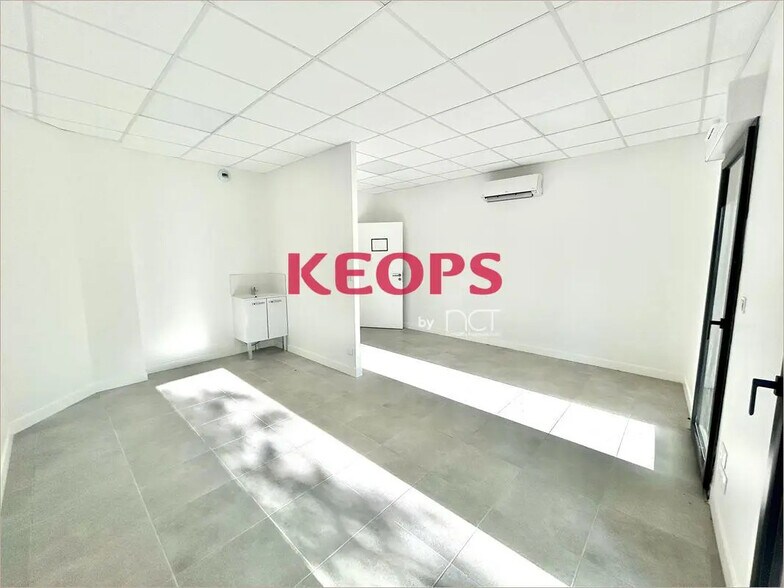 Office in Pechbonnieu for sale - Interior Photo - Image 3 of 6