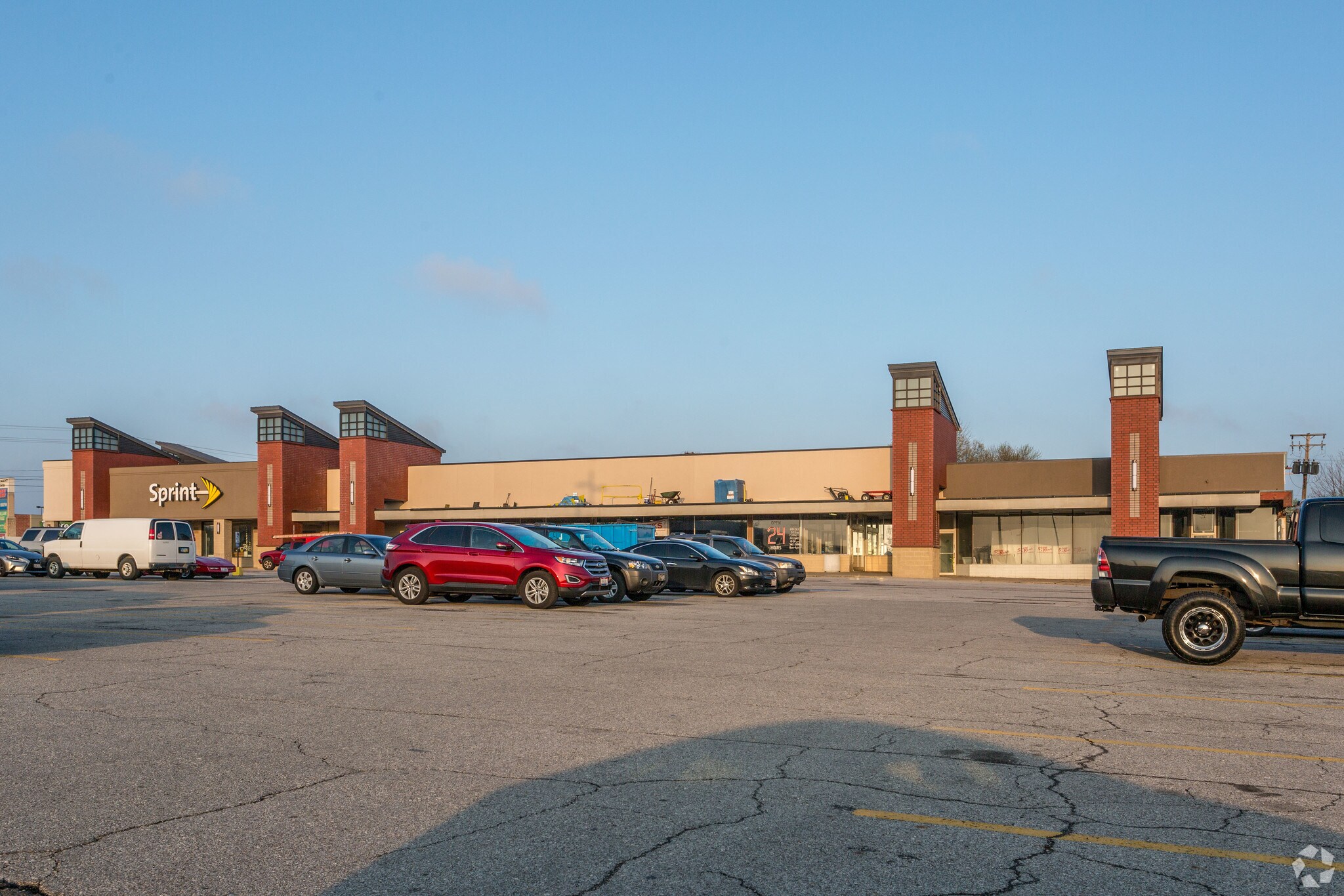 4301 Kent Rd, Stow, OH 44224 Stow Kent Shopping Center