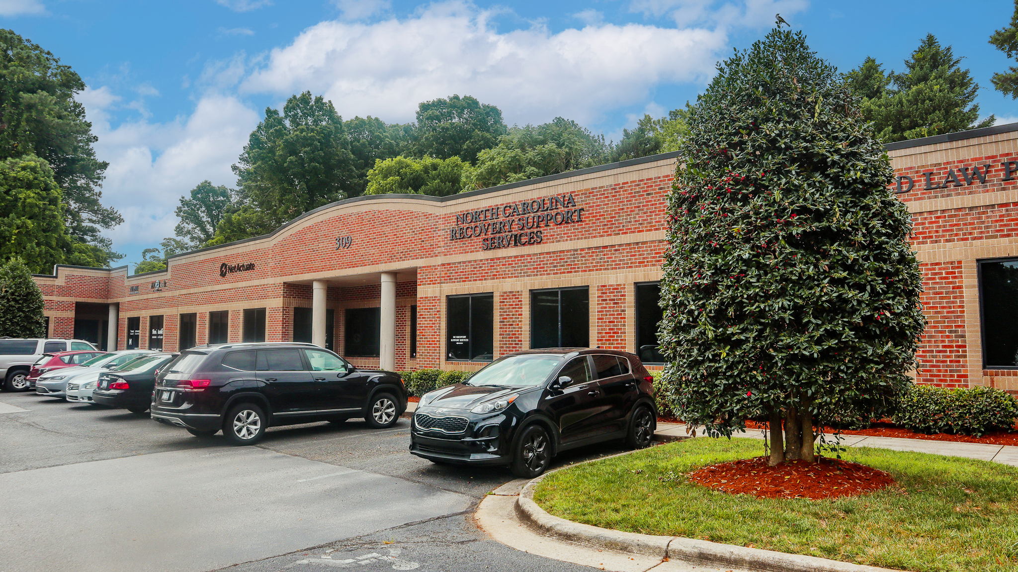 309 W Millbrook Rd, Raleigh, NC for lease Primary Photo- Image 1 of 38