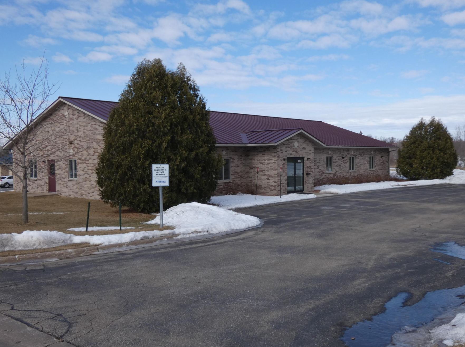 205 W Alona Ln, Lancaster, WI for sale Building Photo- Image 1 of 1