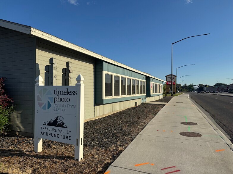 1433-1455 N Cole Rd, Boise, ID for lease - Building Photo - Image 2 of 5