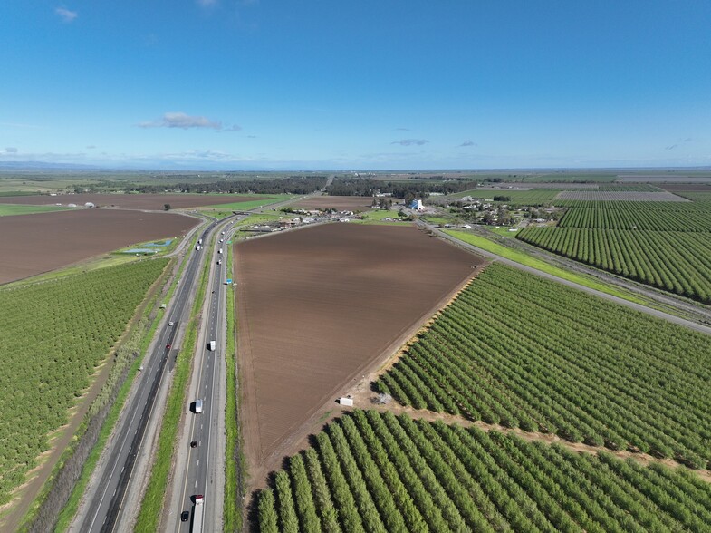 SWC of CR 6 & Old 99W hwy, Dunnigan, CA for sale - Primary Photo - Image 1 of 1