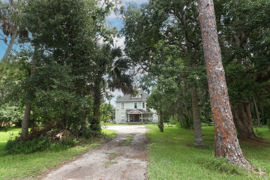 2341 Celery Ave, Sanford, FL for sale - Primary Photo - Image 3 of 23