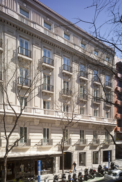 Calle De Hermosilla, 11, Madrid, Madrid for lease - Building Photo - Image 3 of 9