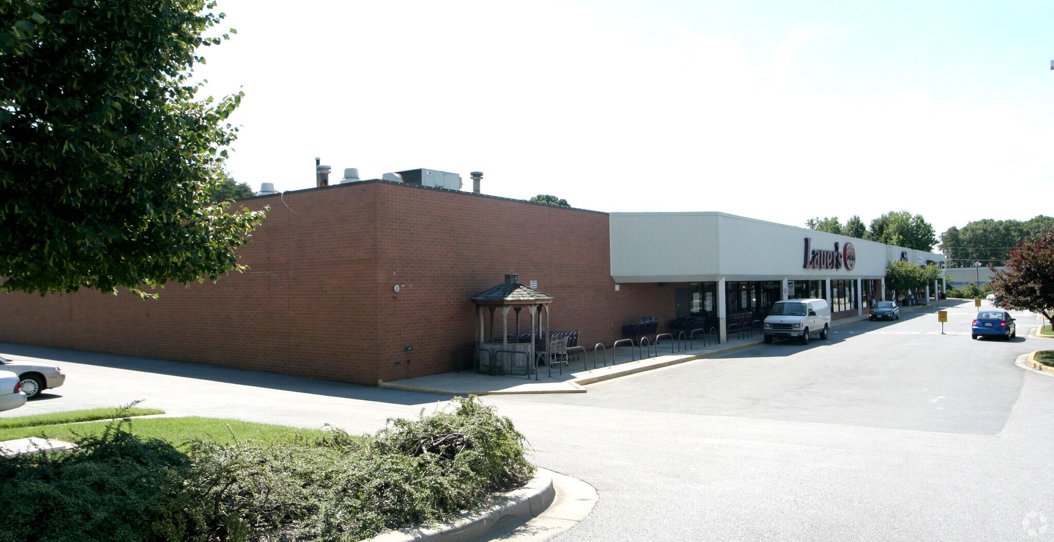 8095 Edwin Raynor Blvd, Pasadena, MD 21122 Chesterfield Plaza