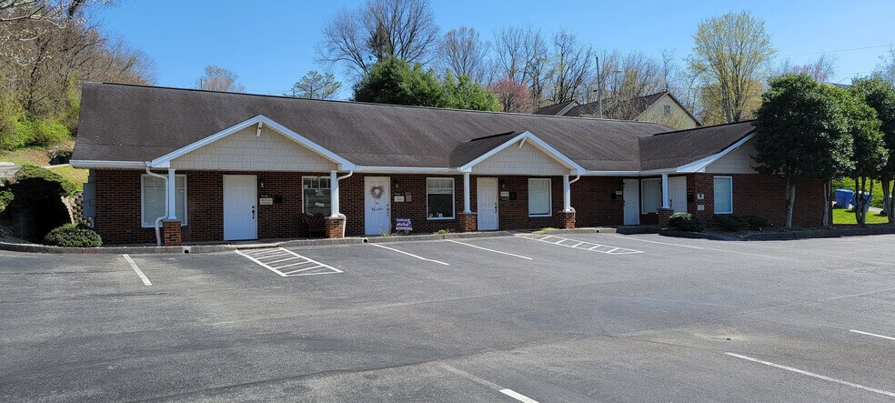 132 Boone St, Jonesborough, TN for lease - Building Photo - Image 3 of 5