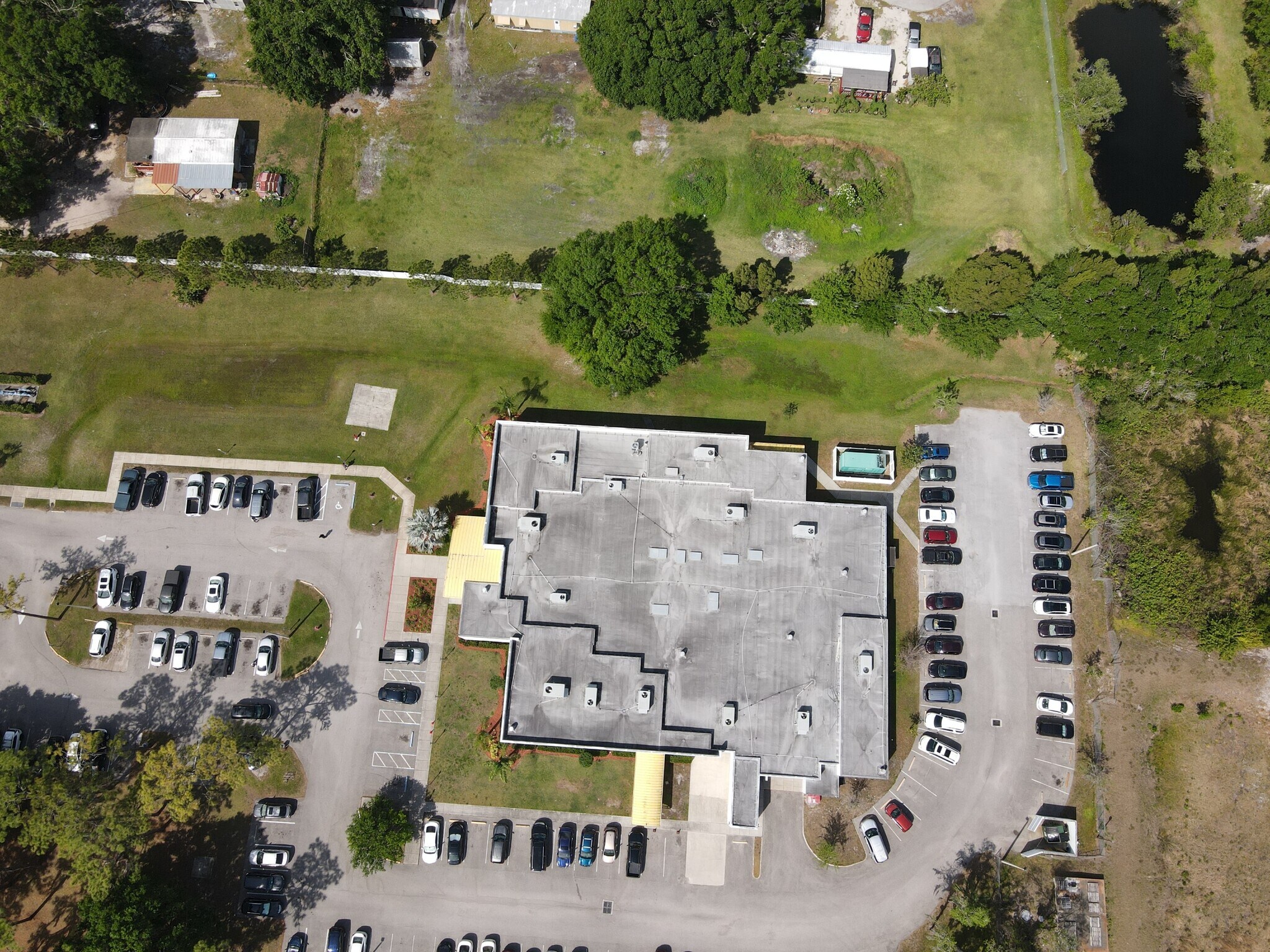 2814 14th Ave SE, Ruskin, FL 33570 MEDICAL & DENTAL FACILITY FOR SALE
