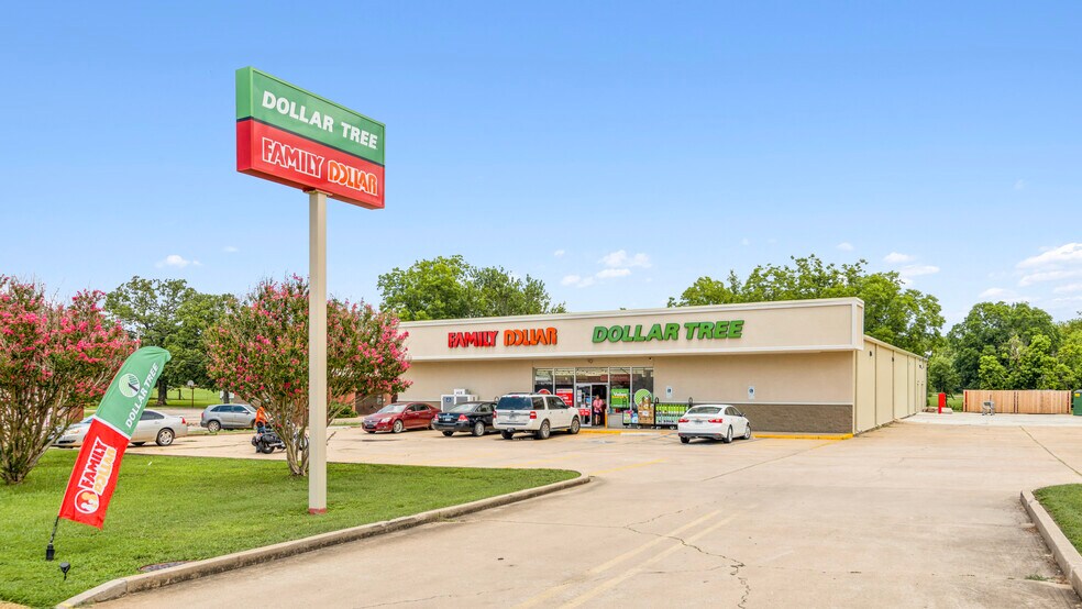 604 W Main St, Lavaca, AR for sale - Building Photo - Image 1 of 1