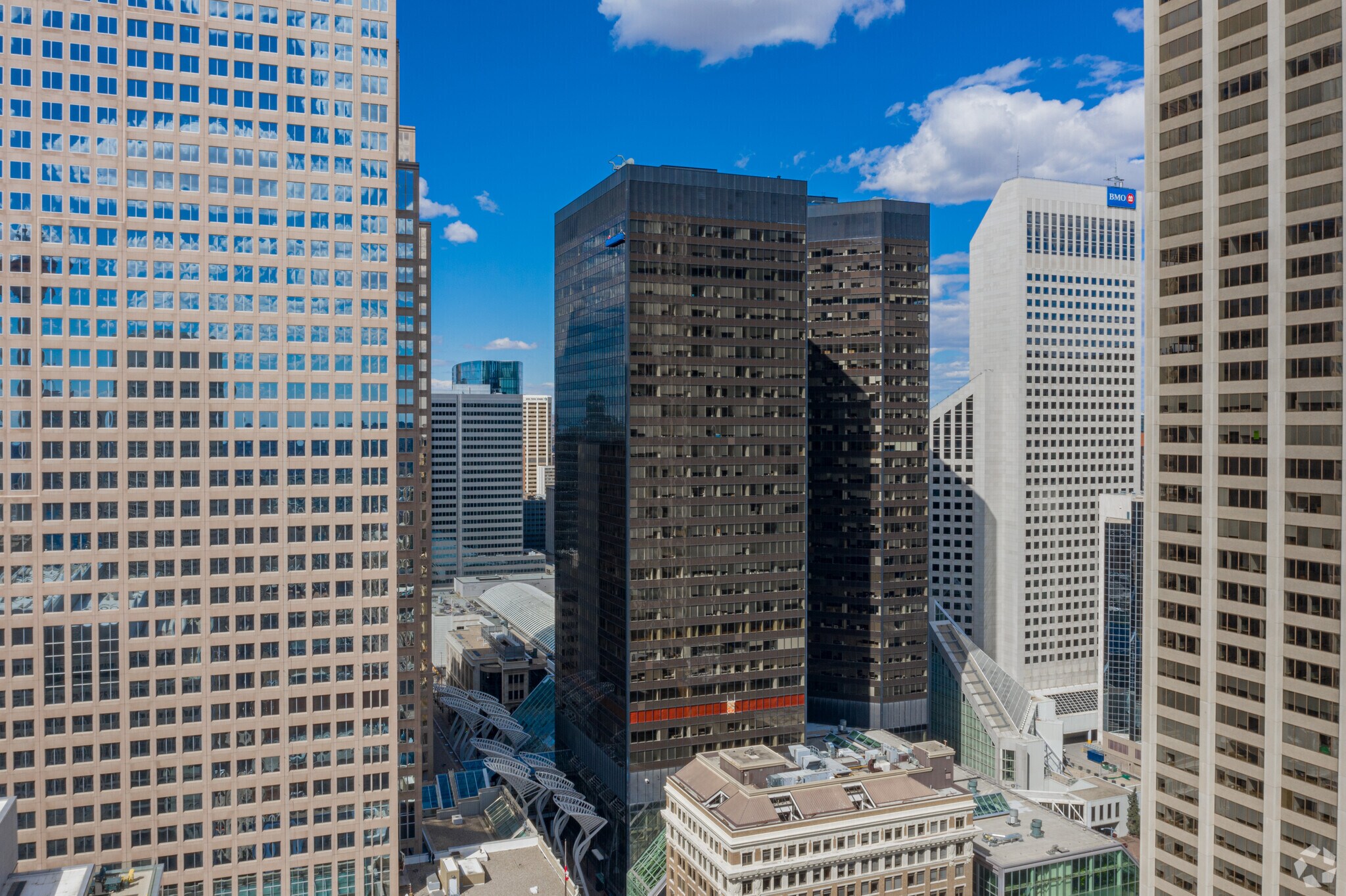 324 8th Ave SW, Calgary, AB for sale Building Photo- Image 1 of 1