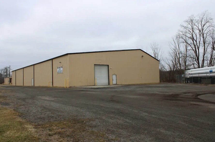 10358 Harmonsburg Rd, Linesville, PA for lease - Building Photo - Image 1 of 9