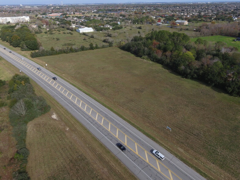 2420 Hewitt St, League City, TX for sale - Building Photo - Image 3 of 6