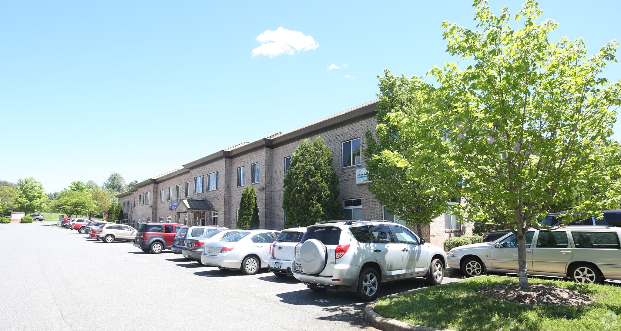 1410 Incarnation Dr, Charlottesville, VA 22901 Branchlands