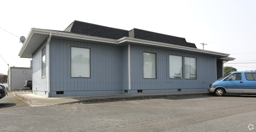 1080 N 1st St, Stayton, OR for lease - Building Photo - Image 3 of 4