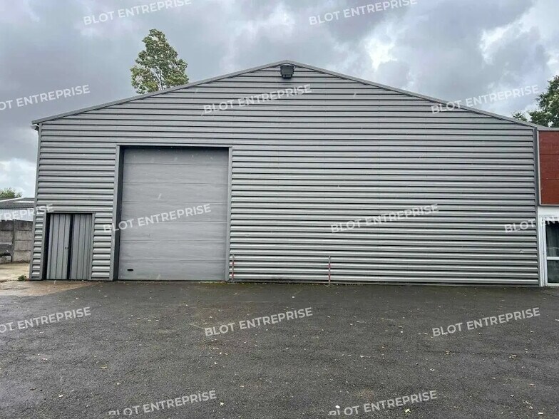 Flex in Cesson-Sévigné for lease - Building Photo - Image 2 of 8