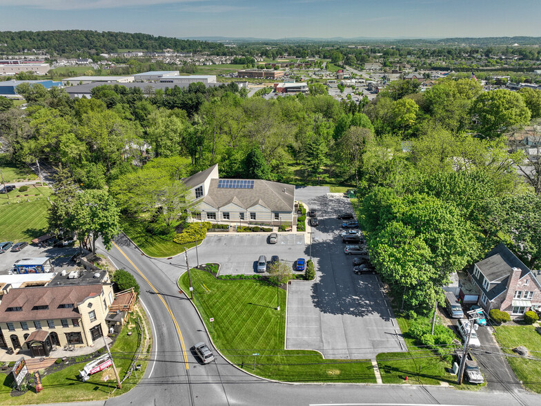 2301 Columbia Ave, Lancaster, PA for sale - Building Photo - Image 2 of 144