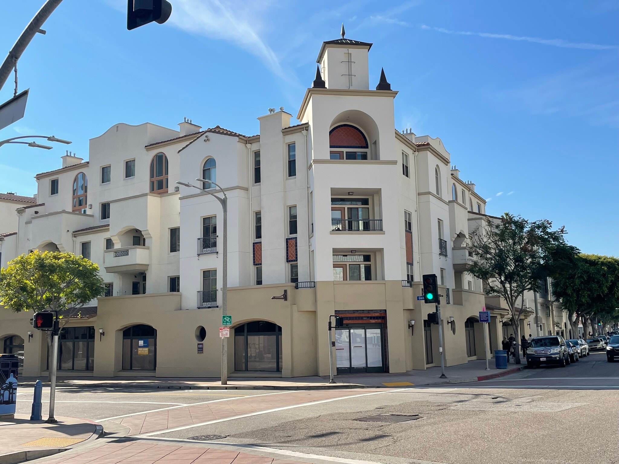1001 Glendon Ave, Los Angeles, CA for lease Building Photo- Image 1 of 16