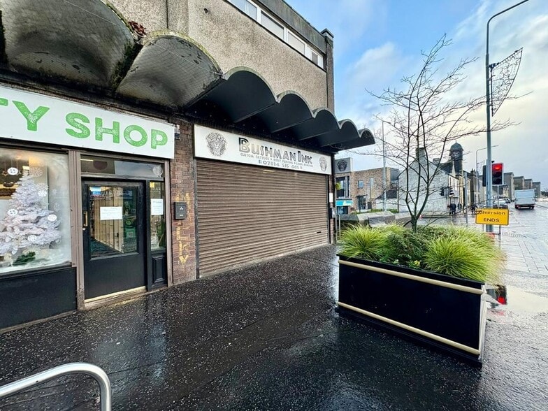 4-12 West Main Street portfolio of 2 properties for sale on LoopNet.com - Building Photo - Image 3 of 11