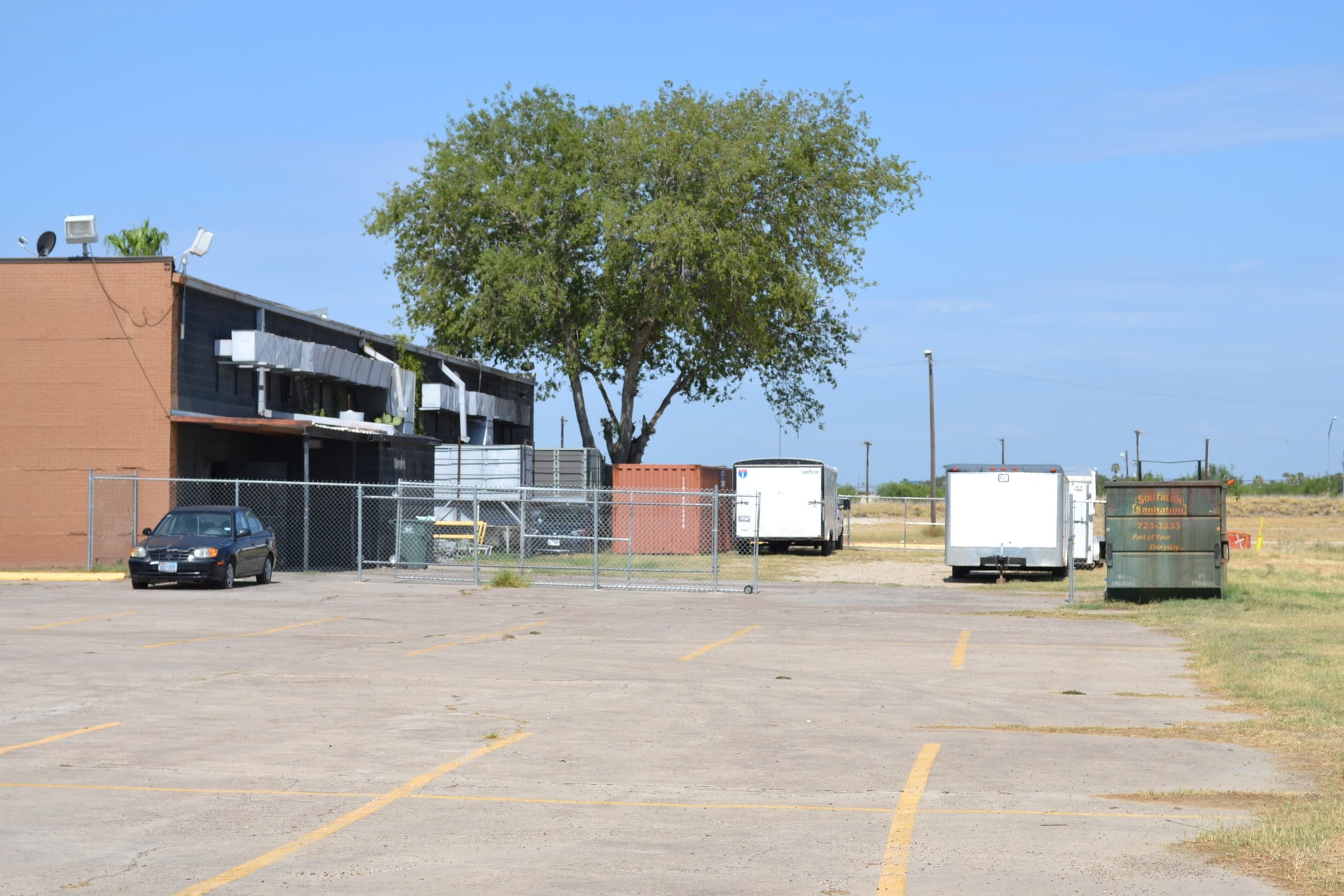 5064 E Saunders St, Laredo, TX 78041 Casa Blanca Event Center