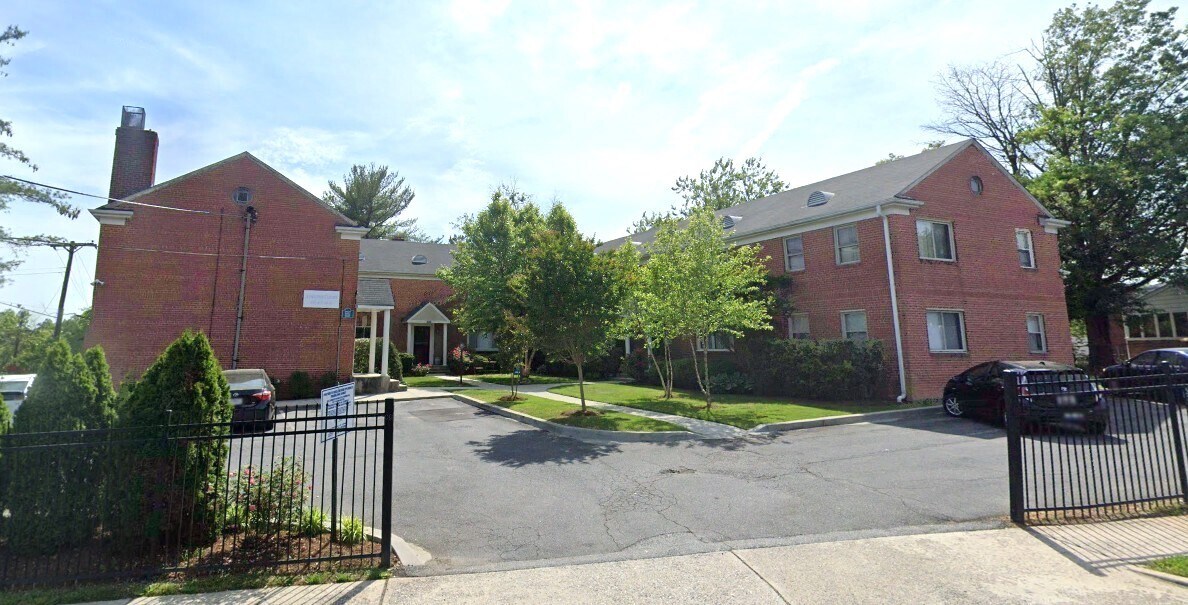 9420-9424 Adelphi Rd, Hyattsville, MD for sale Building Photo- Image 1 of 1