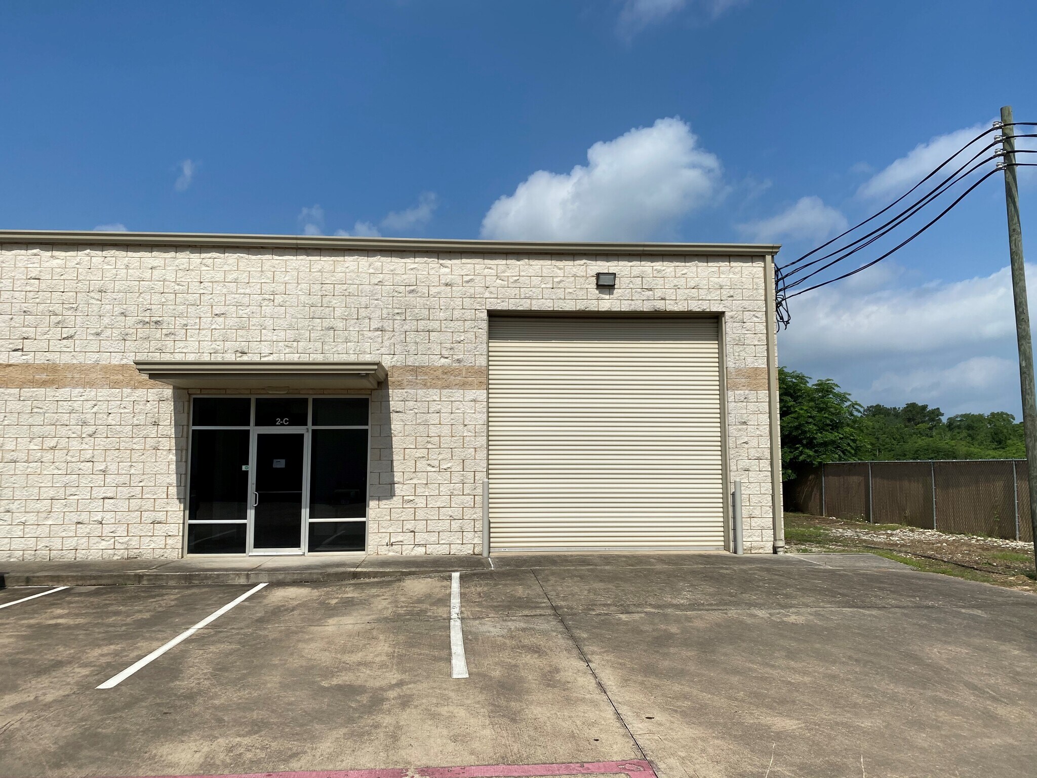 702 S Persimmon St, Tomball, TX for sale Building Photo- Image 1 of 1